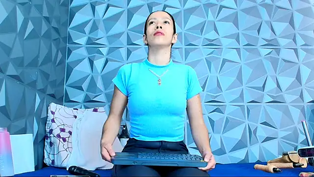 Snapshot of ANGELSEX_11 chatting on 11-16-25, 07:41 ANGELSEX 11 online show from 11-16-25, 07:41