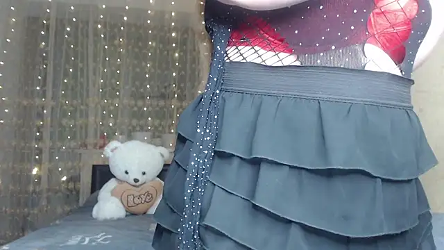 Snapshot of CumCpl chatting on 01-05-26, 08:45 CumCpl online show from 01-05-26, 08:45