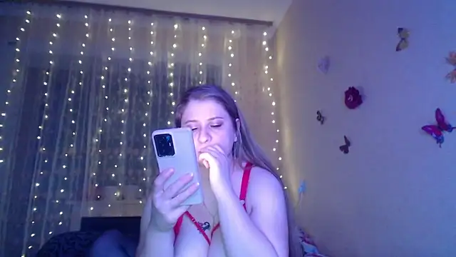 Snapshot of CumCpl chatting on 03-08-26, 07:50 CumCpl online show from 03-08-26, 07:50