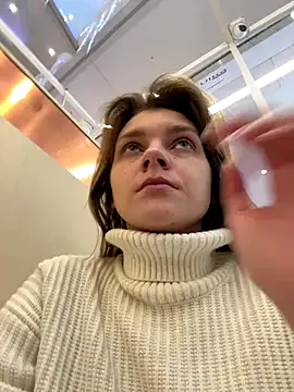 ValenciaShock online show from 12-23-25, 07:06