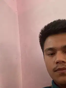 Hullax online show from 03-05-26, 04:19