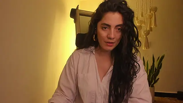 Snapshot of Mala_Bad chatting on 03-10-25, 01:21 Mala Bad online show from 03-10-25, 01:21