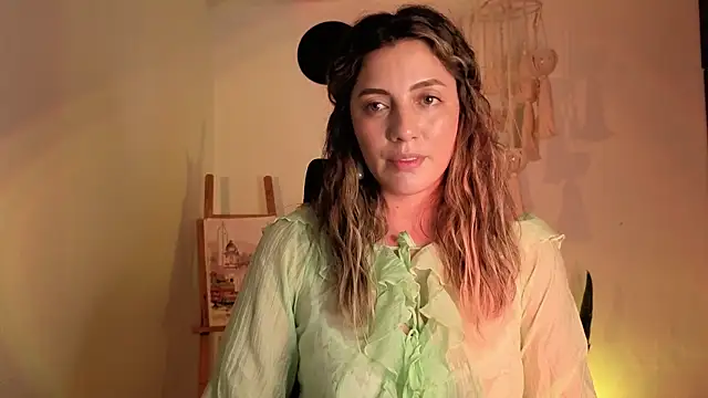 Snapshot of Mala_Bad chatting on 09-25-25, 06:00 Mala Bad online show from 09-25-25, 06:00