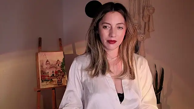 Snapshot of Mala_Bad chatting on 10-08-25, 05:43 Mala Bad online show from 10-08-25, 05:43