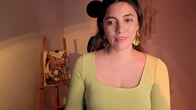 Snapshot of Mala_Bad chatting on 10-16-25, 01:56 Mala Bad online show from 10-16-25, 01:56