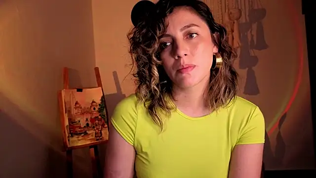 Snapshot of Mala_Bad chatting on 12-14-25, 04:23 Mala Bad online show from 12-14-25, 04:23