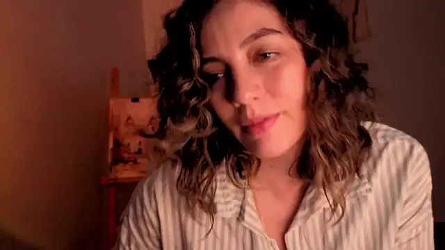 Snapshot of Mala_Bad chatting on 01-12-26, 04:12 Mala Bad online show from 01-12-26, 04:12