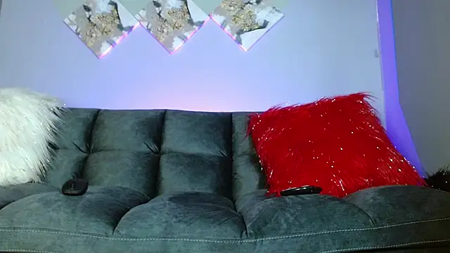 Karina Yang online show from 03-17-25, 11:00