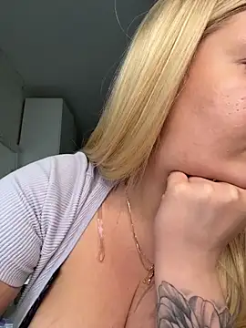 OdriOlsens online show from 04-25-26, 01:41