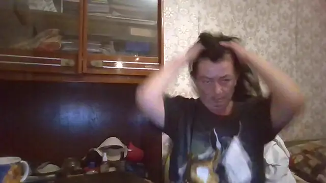 GypsiQueen2 online show from 09-13-25, 05:46