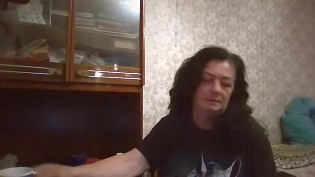 GypsiQueen2 online show from 09-30-25, 07:19