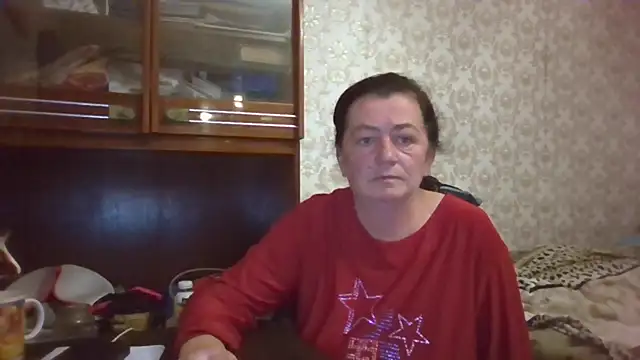 GypsiQueen2 online show from 10-15-25, 06:41