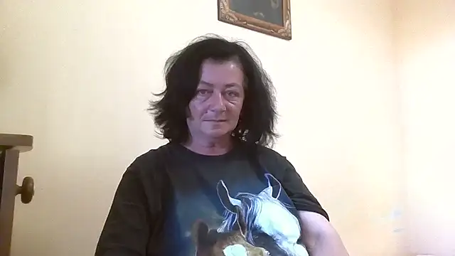 GypsiQueen2 online show from 05-27-26, 05:21