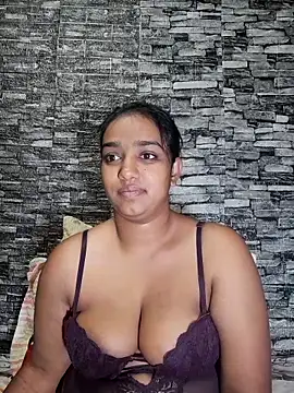 Xindias fantasyX online show from 10-17-25, 06:32