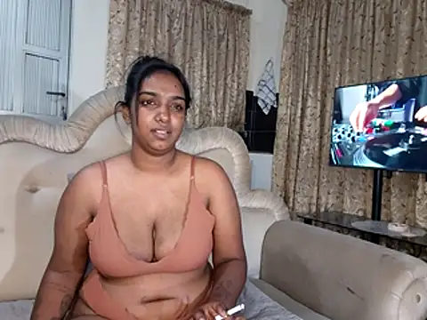 Snapshot of Xindias_fantasyX chatting on 06-24-26, 06:51 Xindias fantasyX online show from 06-24-26, 06:51