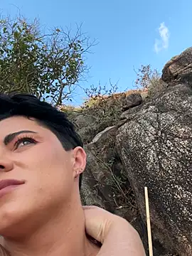 LukeLouHarvey online show from 02-10-25, 01:14