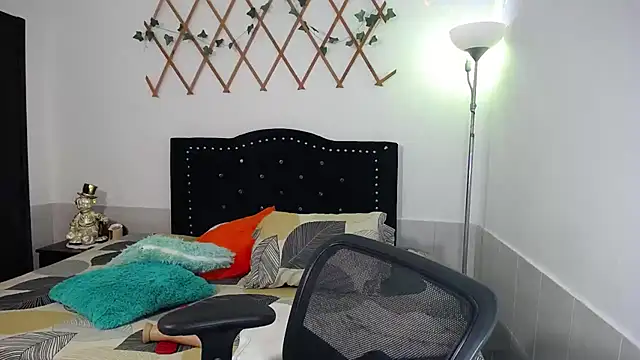 Snapshot of naughty_girl_4u chatting on 02-22-26, 10:08 naughty girl 4u online show from 02-22-26, 10:08