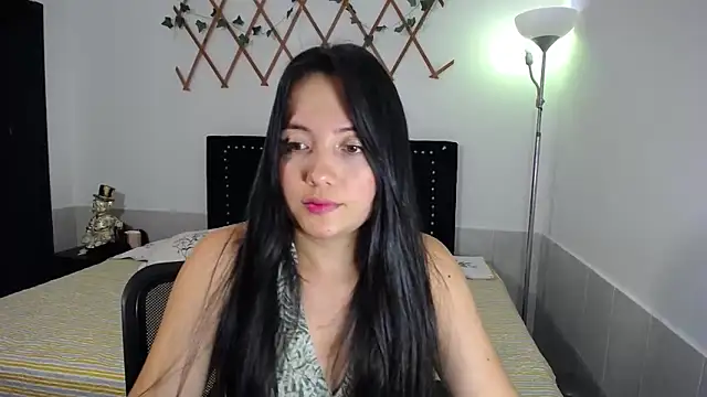 Snapshot of naughty_girl_4u chatting on 03-11-26, 08:26 naughty girl 4u online show from 03-11-26, 08:26