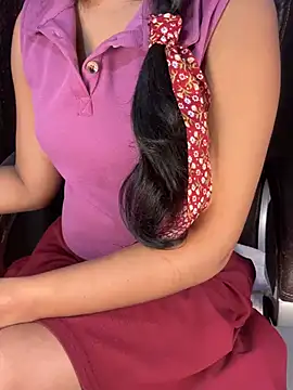 SCHOOL Girl 0 online show from 02-10-25, 10:09