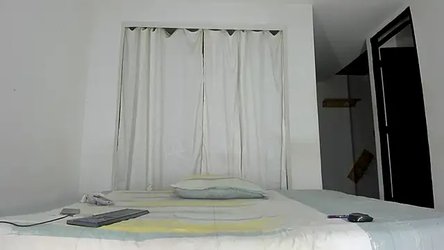 Fairycandyx online show from 06-11-26, 07:17