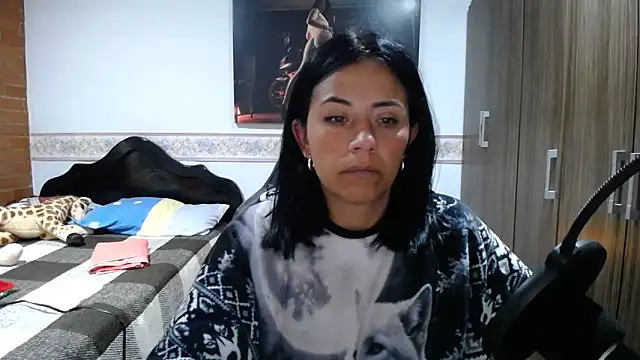 Snapshot of sharoon_cheerry chatting on 05-06-26, 10:53 sharoon cheerry online show from 05-06-26, 10:53