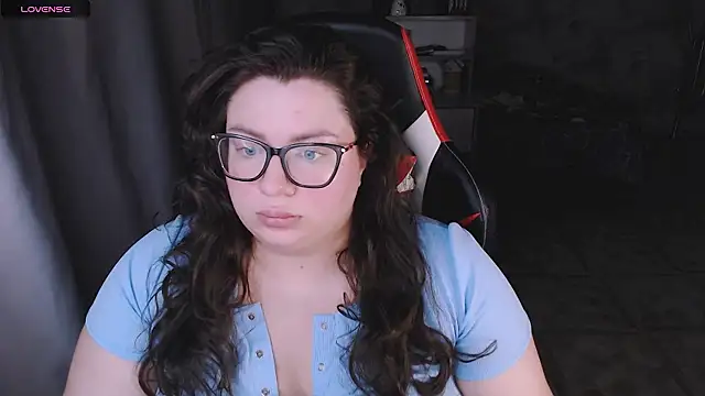 Snapshot of alexa_sweetyy chatting on 11-06-25, 08:10 alexa sweetyy online show from 11-06-25, 08:10