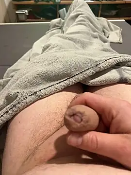 David19932908 online show from 03-03-25, 08:32