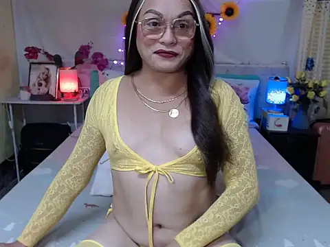UrAsianPrincessDanie online show from 07-19-26, 12:09