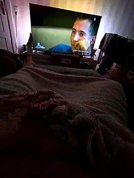 Snapshot of DauerGeilDaddy chatting on 10-08-25, 08:39 DauerGeilDaddy online show from 10-08-25, 08:39