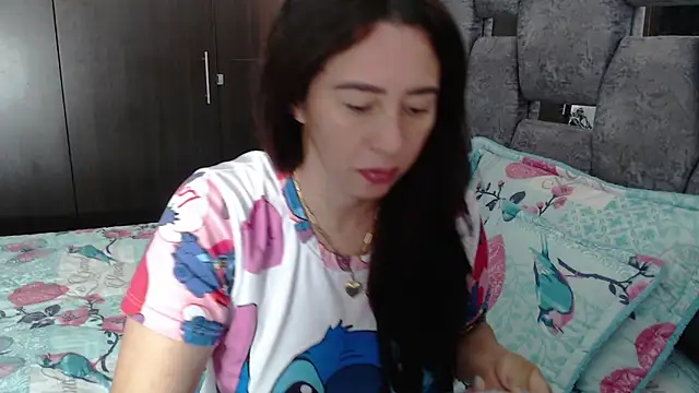 sara hott 1 online show from 07-01-26, 01:56