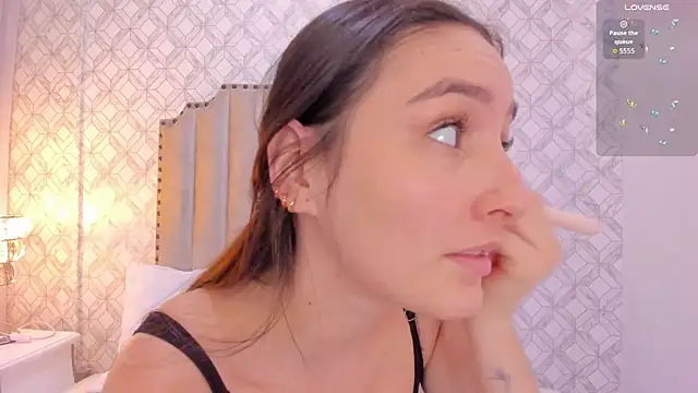 Snapshot of Pia_Johnson_ chatting on 11-29-25, 11:24 Pia Johnson online show from 11-29-25, 11:24