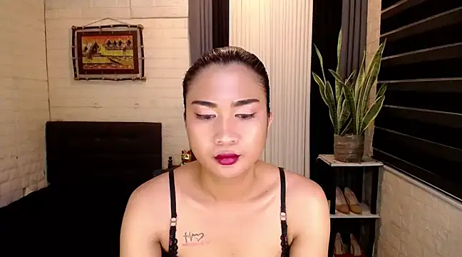 Yesha harper online show from 01-01-25, 05:54