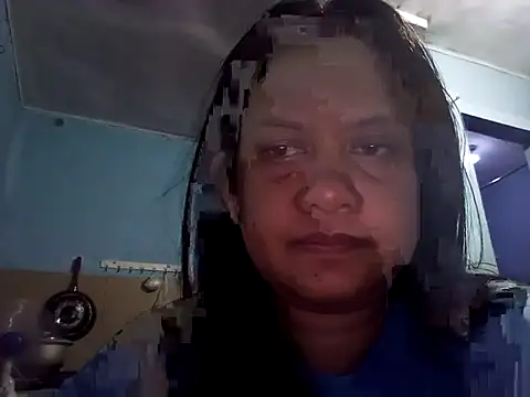 Honeybun25 online show from 10-20-25, 01:44