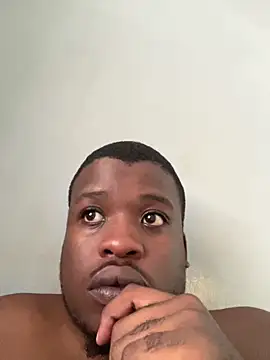 Snapshot of DARKBOYRSA chatting on 05-12-26, 07:27 DARKBOYRSA online show from 05-12-26, 07:27