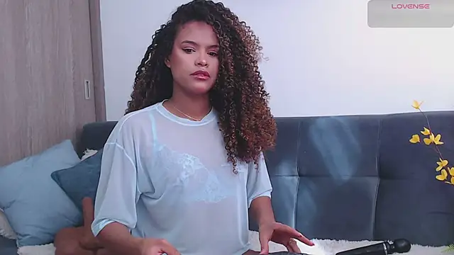 Amelia bss online show from 10-21-25, 01:23