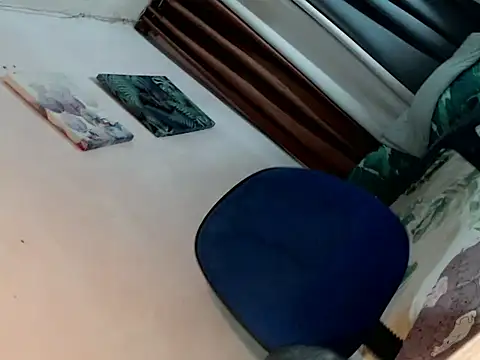 Snapshot of SweetlovelyLhena chatting on 12-01-25, 05:29 SweetlovelyLhena online show from 12-01-25, 05:29