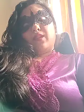 Snapshot of AgniPriya chatting on 04-08-26, 10:15 AgniPriya online show from 04-08-26, 10:15