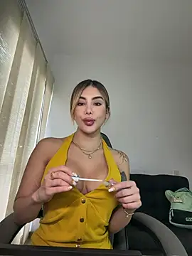 Snapshot of mi_suk11 chatting on 02-24-26, 05:11 mi suk11 online show from 02-24-26, 05:11