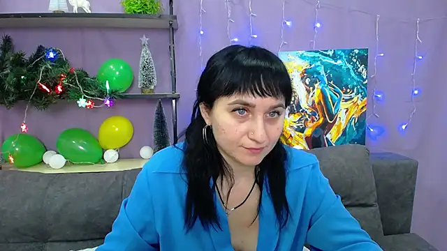 NinaFlawlees online show from 01-11-25, 02:41