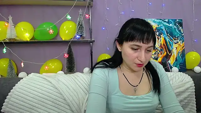 NinaFlawlees online show from 01-16-25, 01:37