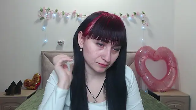 NinaFlawlees online show from 03-05-26, 12:56