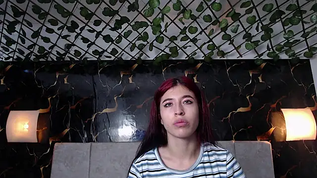 adriscute online show from 04-15-26, 07:21