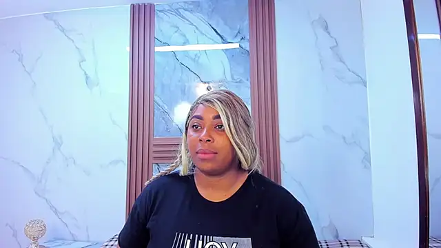 Snapshot of HannyMansonh chatting on 02-15-25, 03:20 HannyMansonh online show from 02-15-25, 03:20