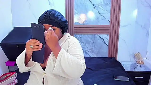 Snapshot of HannyMansonh chatting on 03-12-25, 03:24 HannyMansonh online show from 03-12-25, 03:24