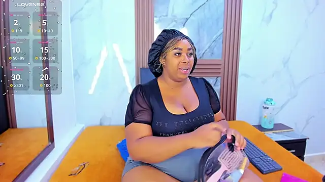 Snapshot of HannyMansonh chatting on 10-18-25, 03:20 HannyMansonh online show from 10-18-25, 03:20