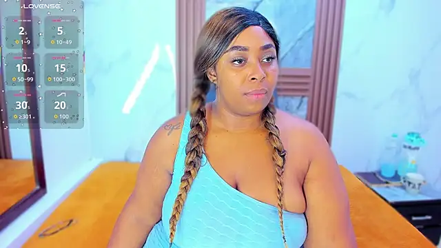 Snapshot of HannyMansonh chatting on 10-23-25, 03:39 HannyMansonh online show from 10-23-25, 03:39