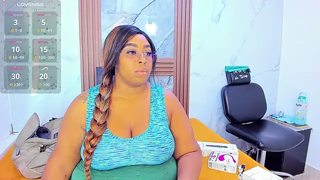 Snapshot of HannyMansonh chatting on 02-12-26, 03:23 HannyMansonh online show from 02-12-26, 03:23