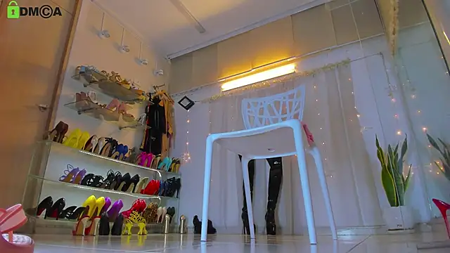 kendrarioss online show from 02-14-25, 11:09