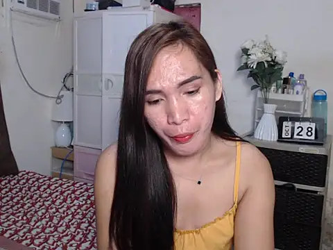 Msyensmith online show from 10-28-25, 01:25