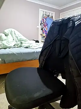 Snapshot of AmGuy23 chatting on 01-19-25, 01:01 AmGuy23 online show from 01-19-25, 01:01